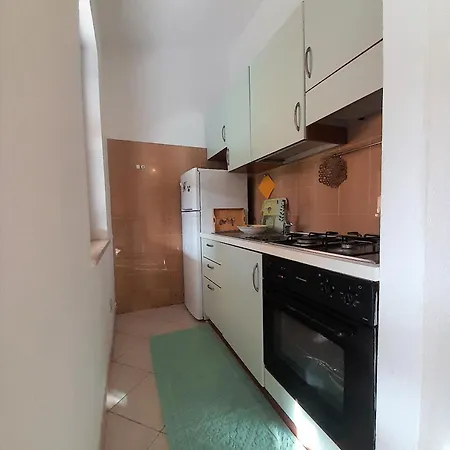 Feriehus Nuova Valmar Trilocale Anastasia *